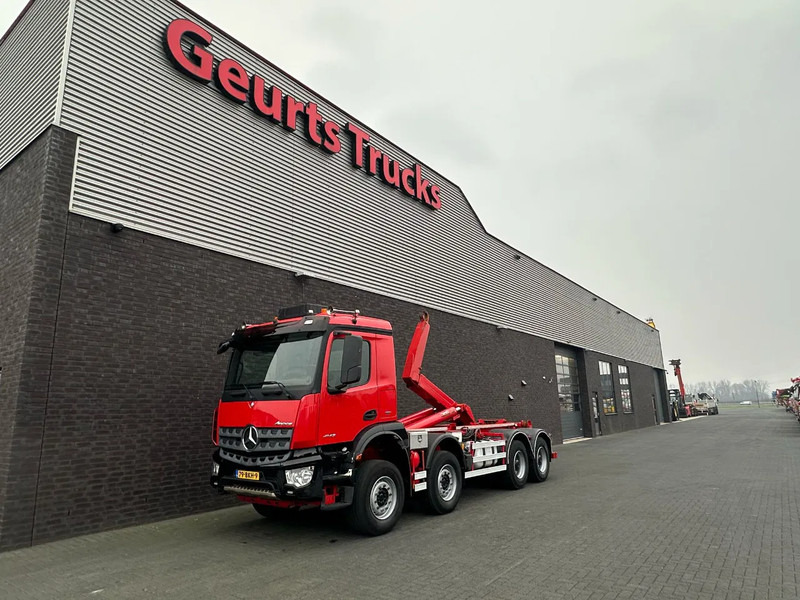Mercedes-Benz Arocs 8X4 VDL S-30-6600 HAAKARMSYSTEEM/ABROLLKIPPER/HOOKLIFT - Lastebil med kabelsystem: bilde 2 Mercedes-Benz Arocs 8X4 VDL S-30-6600 HAAKARMSYSTEEM/ABROLLKIPPER/HOOKLIFT - Lastebil med kabelsystem: bilde 2