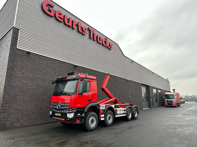Mercedes-Benz Arocs 8X4 VDL S-30-6600 HAAKARMSYSTEEM/ABROLLKIPPER/HOOKLIFT - Lastebil med kabelsystem: bilde 2 Mercedes-Benz Arocs 8X4 VDL S-30-6600 HAAKARMSYSTEEM/ABROLLKIPPER/HOOKLIFT - Lastebil med kabelsystem: bilde 2