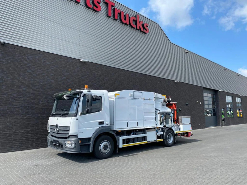 Mercedes-Benz Atego 1324 4X2 RHD + RSP ESE 13/H SAUGBAGGER/SUCTIONEXCAVATOR/GRONDZUIGER - Vakuum lastebil: bilde 2 Mercedes-Benz Atego 1324 4X2 RHD + RSP ESE 13/H SAUGBAGGER/SUCTIONEXCAVATOR/GRONDZUIGER - Vakuum lastebil: bilde 2