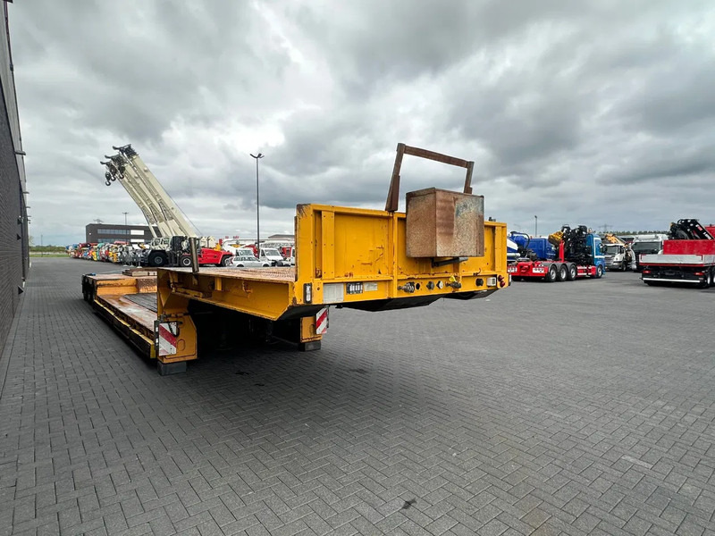 Nooteboom EURO-48-03 DIEPLADER / TIEFLADER / LOW LOADER MET HYDRAULISCH VERING EN STUURASSEN - Lavloader semitrailer: bilde 4 Nooteboom EURO-48-03 DIEPLADER / TIEFLADER / LOW LOADER MET HYDRAULISCH VERING EN STUURASSEN - Lavloader semitrailer: bilde 4