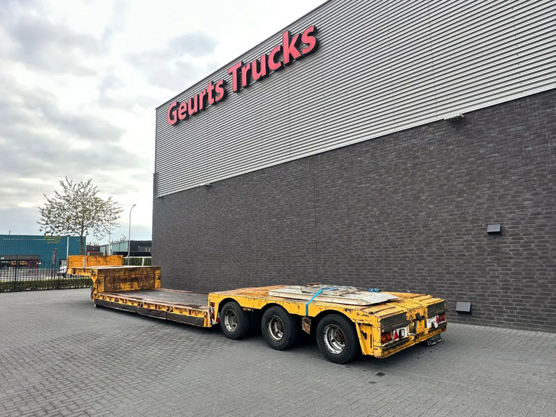 Nooteboom EURO-48-03 DIEPLADER / TIEFLADER / LOW LOADER MET HYDRAULISCH VERING EN STUURASSEN - Lavloader semitrailer: bilde 3 Nooteboom EURO-48-03 DIEPLADER / TIEFLADER / LOW LOADER MET HYDRAULISCH VERING EN STUURASSEN - Lavloader semitrailer: bilde 3