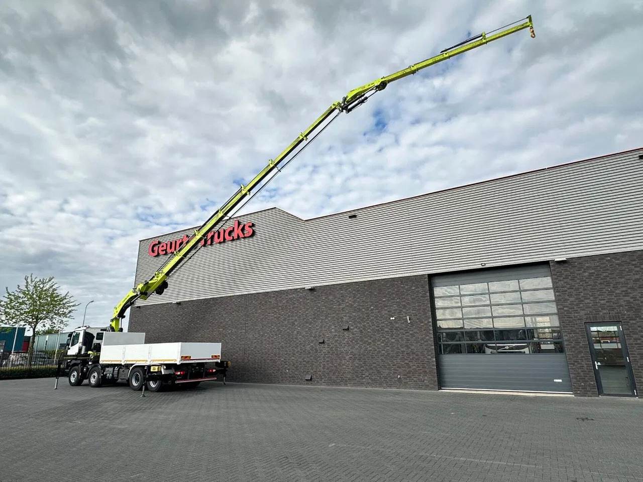 Renault C460 8X4 + HIAB X-HIPRO 548 E-7 MET JIB KRAAN / - Kranbil: bilde 3 Renault C460 8X4 + HIAB X-HIPRO 548 E-7 MET JIB KRAAN / - Kranbil: bilde 3