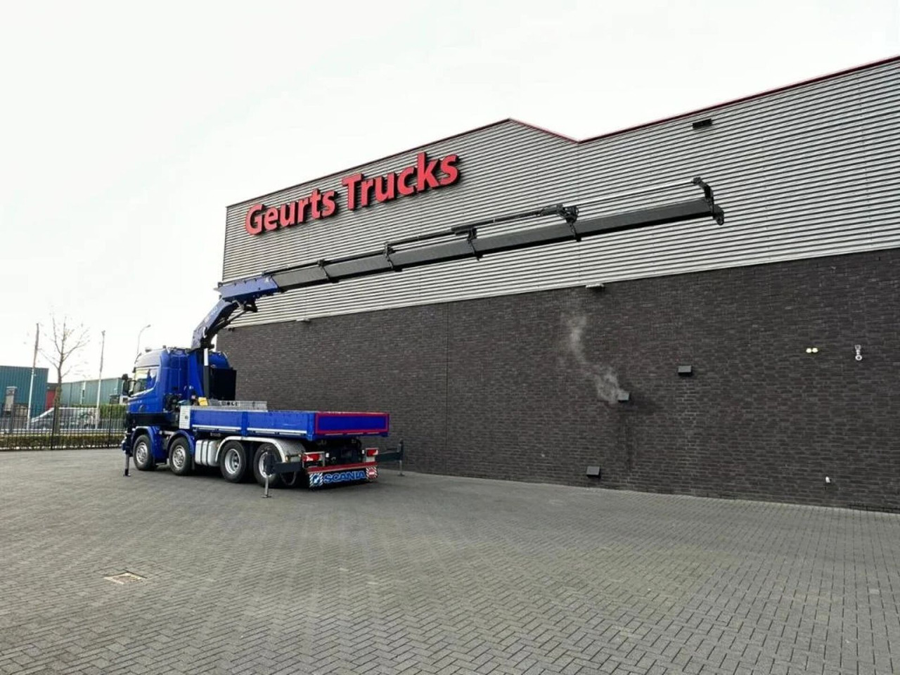 Scania R580 V8 8X4 TREKKER-BAKWAGEN COMBI + HMF 4020-K5 - Kranbil: bilde 4 Scania R580 V8 8X4 TREKKER-BAKWAGEN COMBI + HMF 4020-K5 - Kranbil: bilde 4