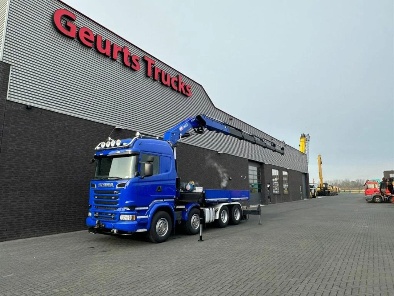 Scania R580 V8 8X4 TREKKER-BAKWAGEN COMBI + HMF 4020-K5 - Kranbil: bilde 3 Scania R580 V8 8X4 TREKKER-BAKWAGEN COMBI + HMF 4020-K5 - Kranbil: bilde 3