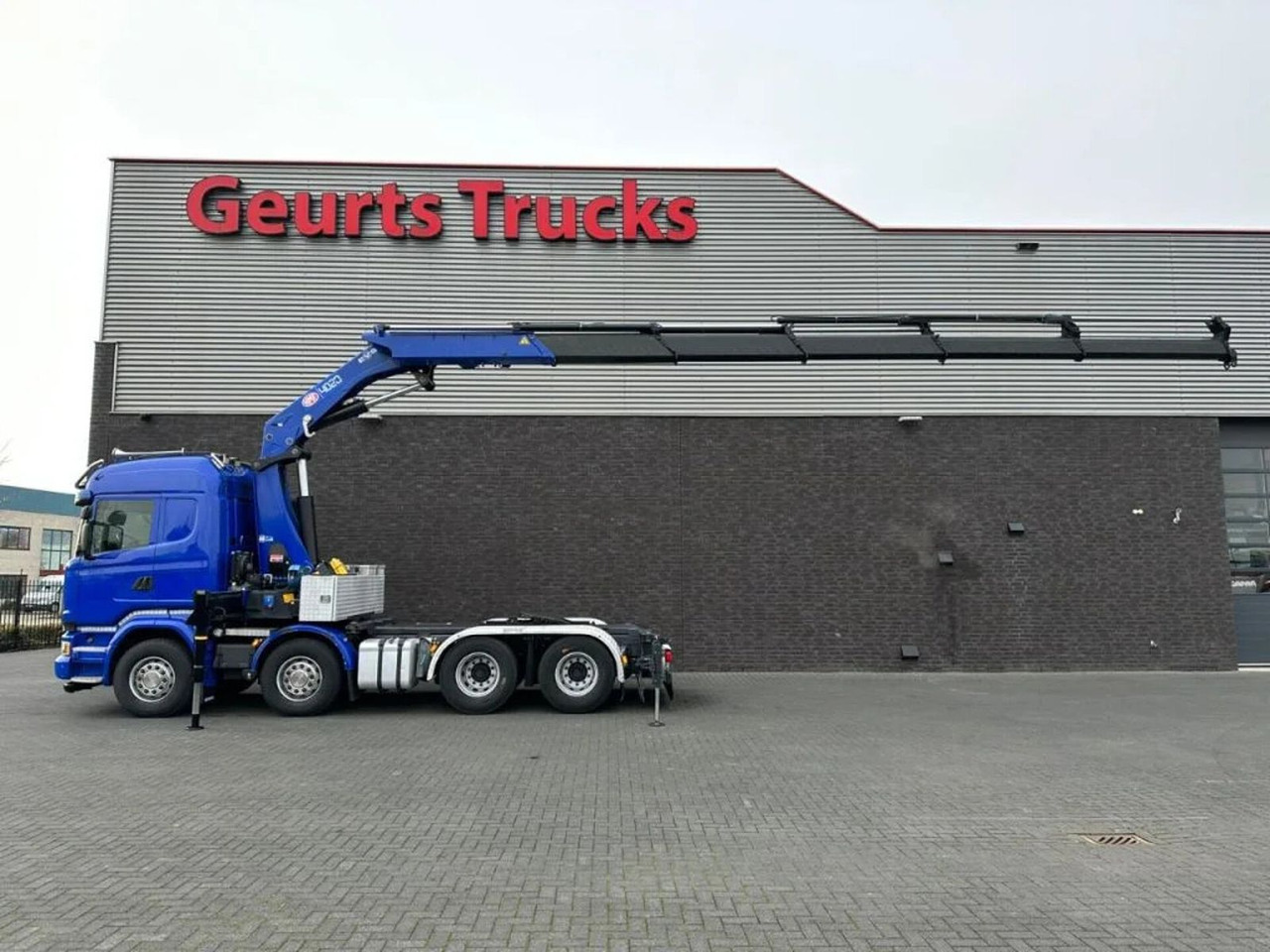 Scania R580 V8 8X4 TREKKER-BAKWAGEN COMBI + HMF 4020-K5 - Kranbil: bilde 2 Scania R580 V8 8X4 TREKKER-BAKWAGEN COMBI + HMF 4020-K5 - Kranbil: bilde 2