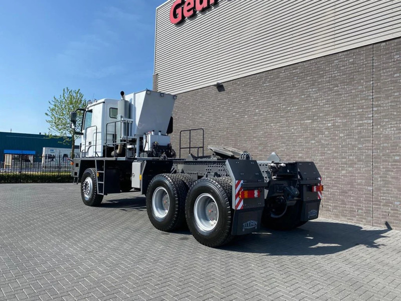 Mercedes-Benz TITAN 5560 Z52-600 F TITAN 5560 Z52-600 F 6X6 HEAVY-DUTY TRUCK - Trekkvogn: bilde 3 Mercedes-Benz TITAN 5560 Z52-600 F TITAN 5560 Z52-600 F 6X6 HEAVY-DUTY TRUCK - Trekkvogn: bilde 3