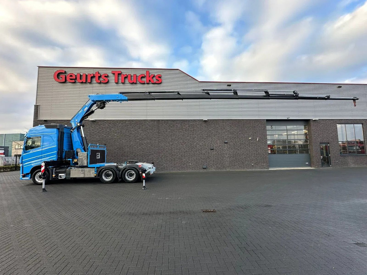 Volvo FH 540 6X4 + FASSI F545RA.2.28 KRAAN/KRAN/CRANE/ - Kranbil: bilde 1 Volvo FH 540 6X4 + FASSI F545RA.2.28 KRAAN/KRAN/CRANE/ - Kranbil: bilde 1