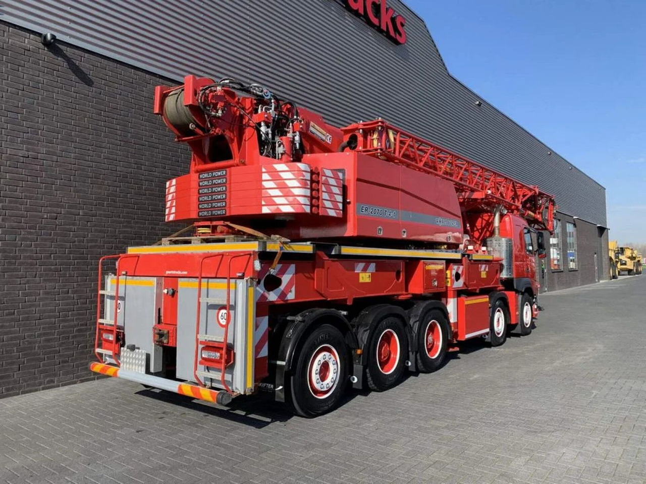 Volvo FM 460 ERKIN WORLD POWER ER 2070 T-4.1 CRANE/KRA - Kranbil: bilde 5 Volvo FM 460 ERKIN WORLD POWER ER 2070 T-4.1 CRANE/KRA - Kranbil: bilde 5