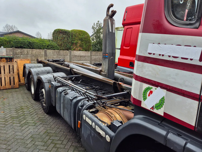 Scania P 420 8x2... manuel gearbox. - Lastebil med kabelsystem: bilde 5 Scania P 420 8x2... manuel gearbox. - Lastebil med kabelsystem: bilde 5