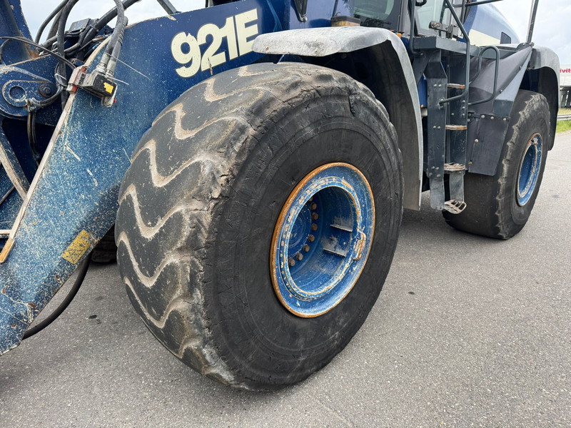 Leie Case 921E Case 921E: bilde 9