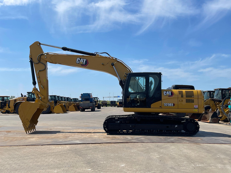 Caterpillar 323D3 - Beltegraver: bilde 1 Caterpillar 323D3 - Beltegraver: bilde 1