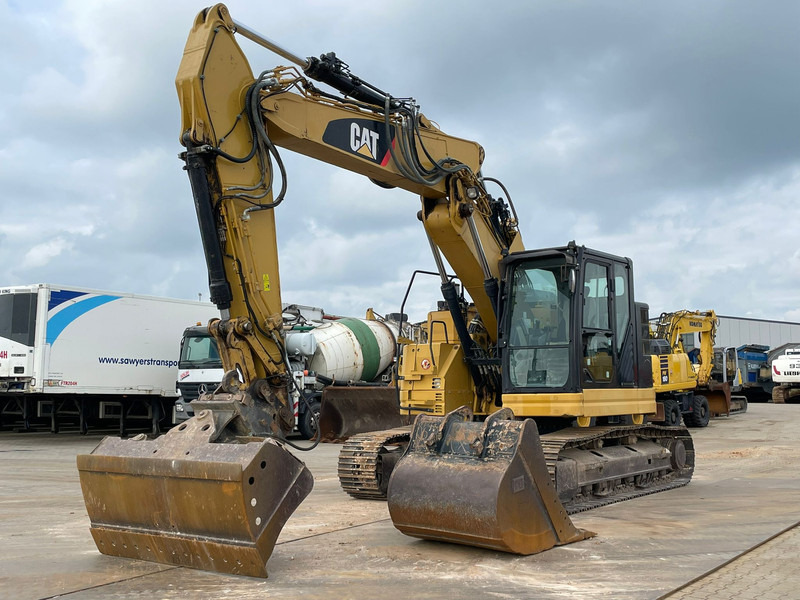 Caterpillar 325F LCR - Beltegraver: bilde 2 Caterpillar 325F LCR - Beltegraver: bilde 2