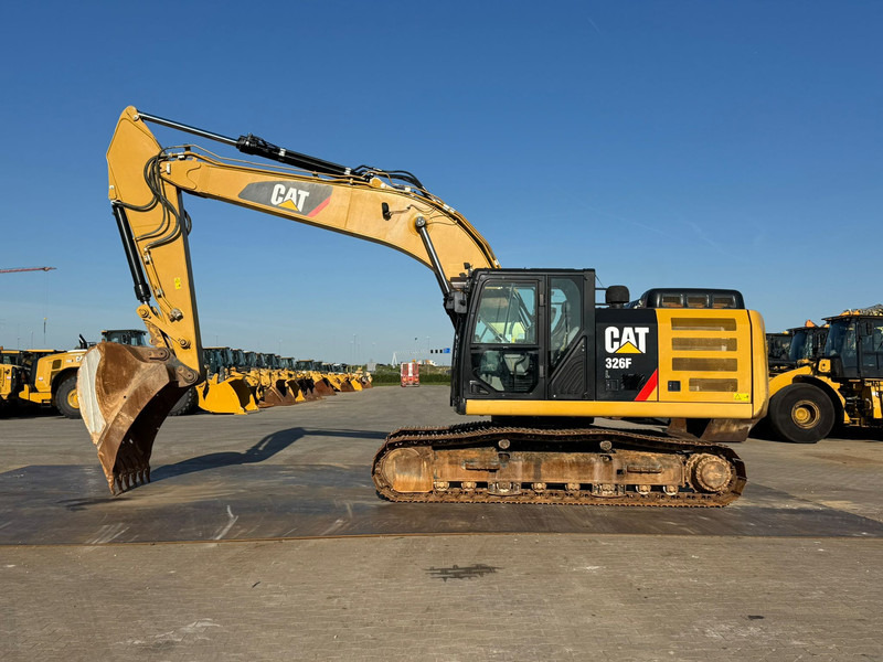 Caterpillar 326FL - Beltegraver: bilde 1 Caterpillar 326FL - Beltegraver: bilde 1