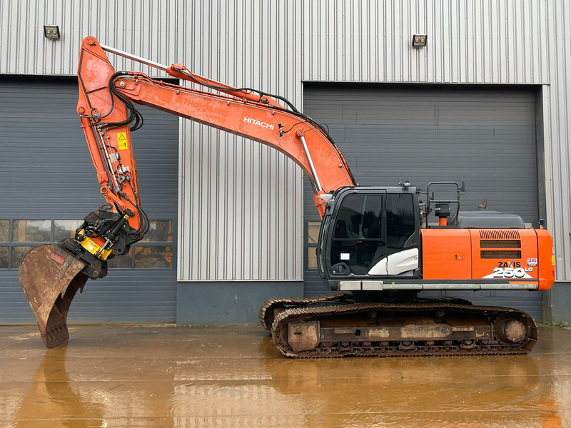 Hitachi ZX250LC-6 - Beltegraver: bilde 1 Hitachi ZX250LC-6 - Beltegraver: bilde 1
