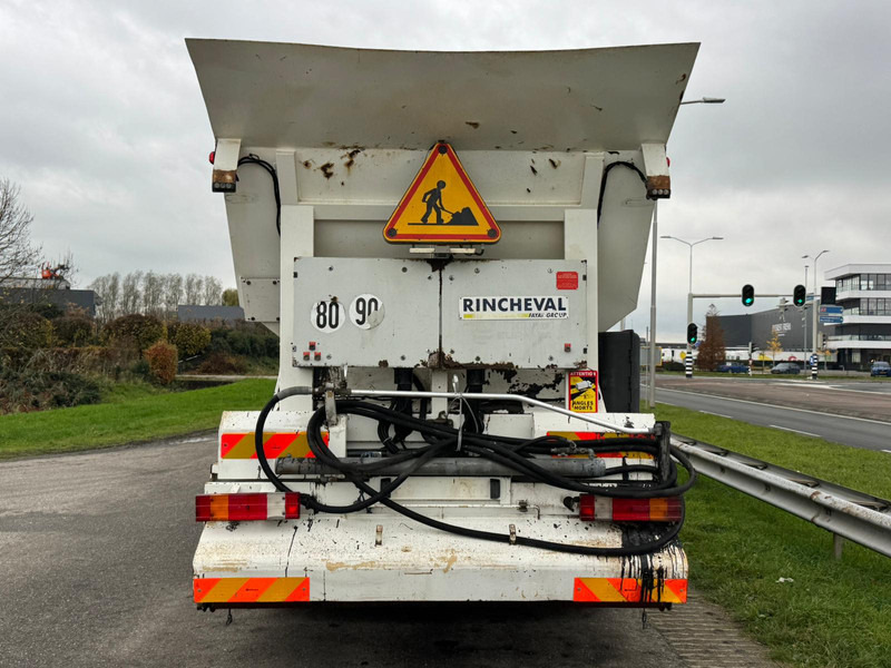 MERCEDESBENZ Axor 2533 6x2x4 Rincheval Bitumensprayer / chip spreader - Lastebil: bilde 4 MERCEDESBENZ Axor 2533 6x2x4 Rincheval Bitumensprayer / chip spreader - Lastebil: bilde 4