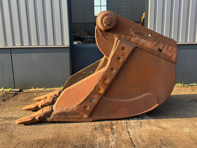 Lehnhoff HH8-1300mm Lehnhoff HS80-100 - Skuffe: bilde 2 Lehnhoff HH8-1300mm Lehnhoff HS80-100 - Skuffe: bilde 2