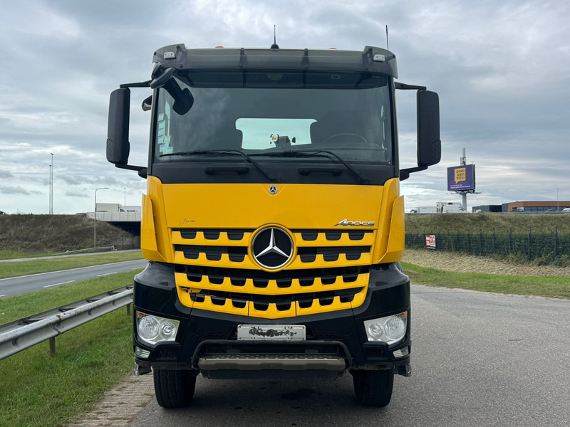 MERCEDESBENZ AROCS 3345 - Trekkvogn: bilde 4 MERCEDESBENZ AROCS 3345 - Trekkvogn: bilde 4