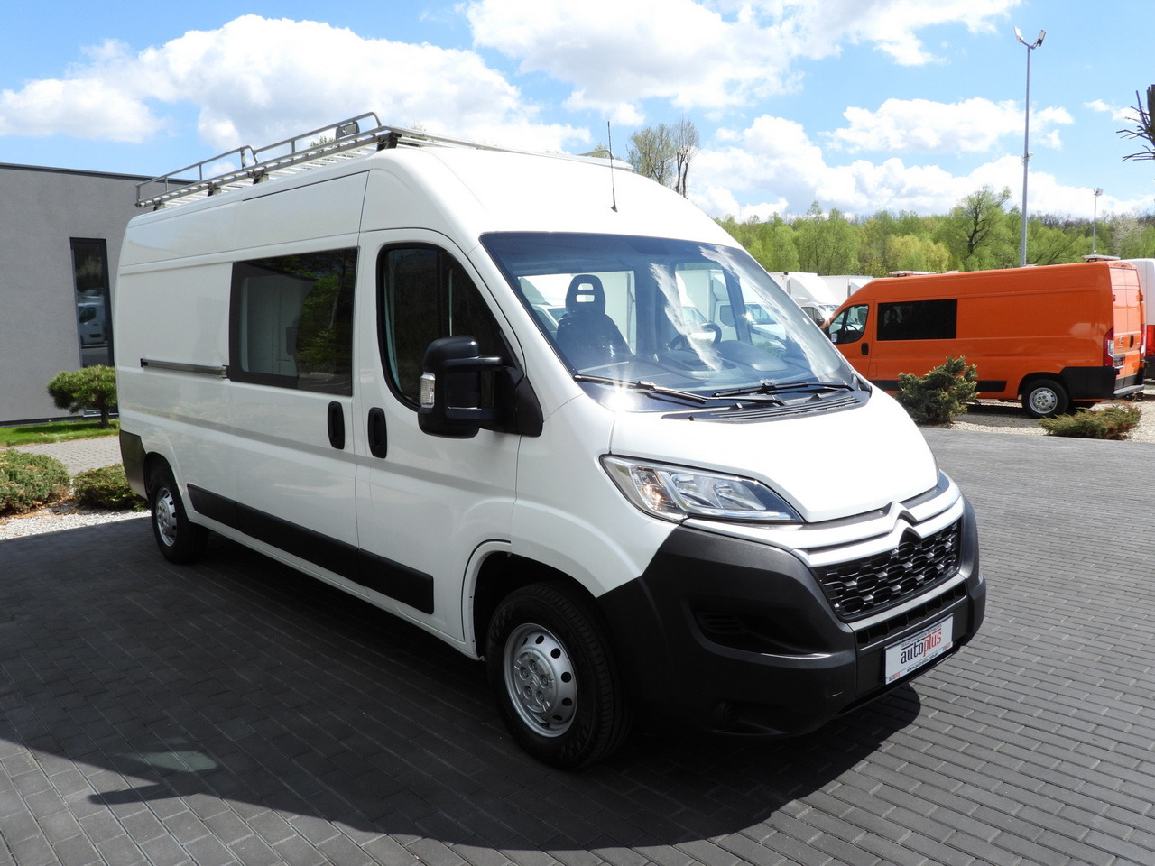 CITROEN JUMPER BOX DELIVERY VAN 7 SEATS CRUISE CONTROL 120HP - Kassebil: bilde 4 CITROEN JUMPER BOX DELIVERY VAN 7 SEATS CRUISE CONTROL 120HP - Kassebil: bilde 4