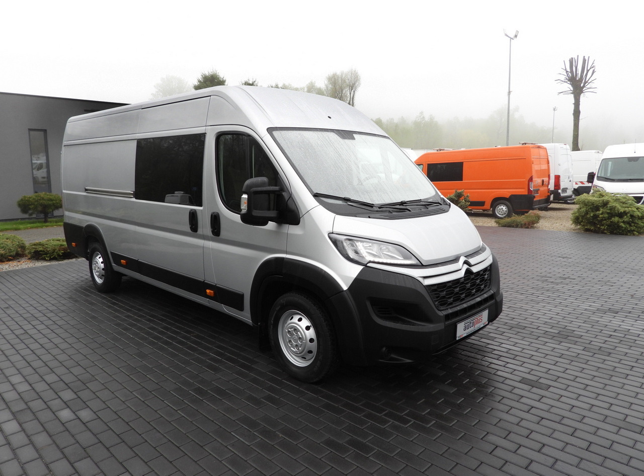 CITROEN JUMPER BOX DELIVERY VAN 7 SEATS CRUISE CONTROL LED LIGHTS AIR CONDITIONING 165HP - Kassebil: bilde 4 CITROEN JUMPER BOX DELIVERY VAN 7 SEATS CRUISE CONTROL LED LIGHTS AIR CONDITIONING 165HP - Kassebil: bilde 4