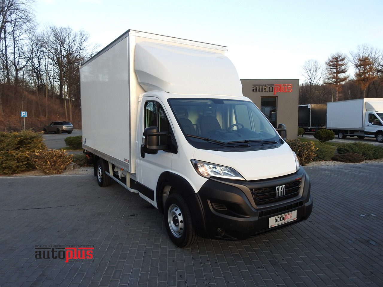 FIAT DUCATO BOX LIFT 8 PALLETS CRUISE CONTROL AIR CONDITIONING 180HP - Varebil med skap: bilde 1 FIAT DUCATO BOX LIFT 8 PALLETS CRUISE CONTROL AIR CONDITIONING 180HP - Varebil med skap: bilde 1