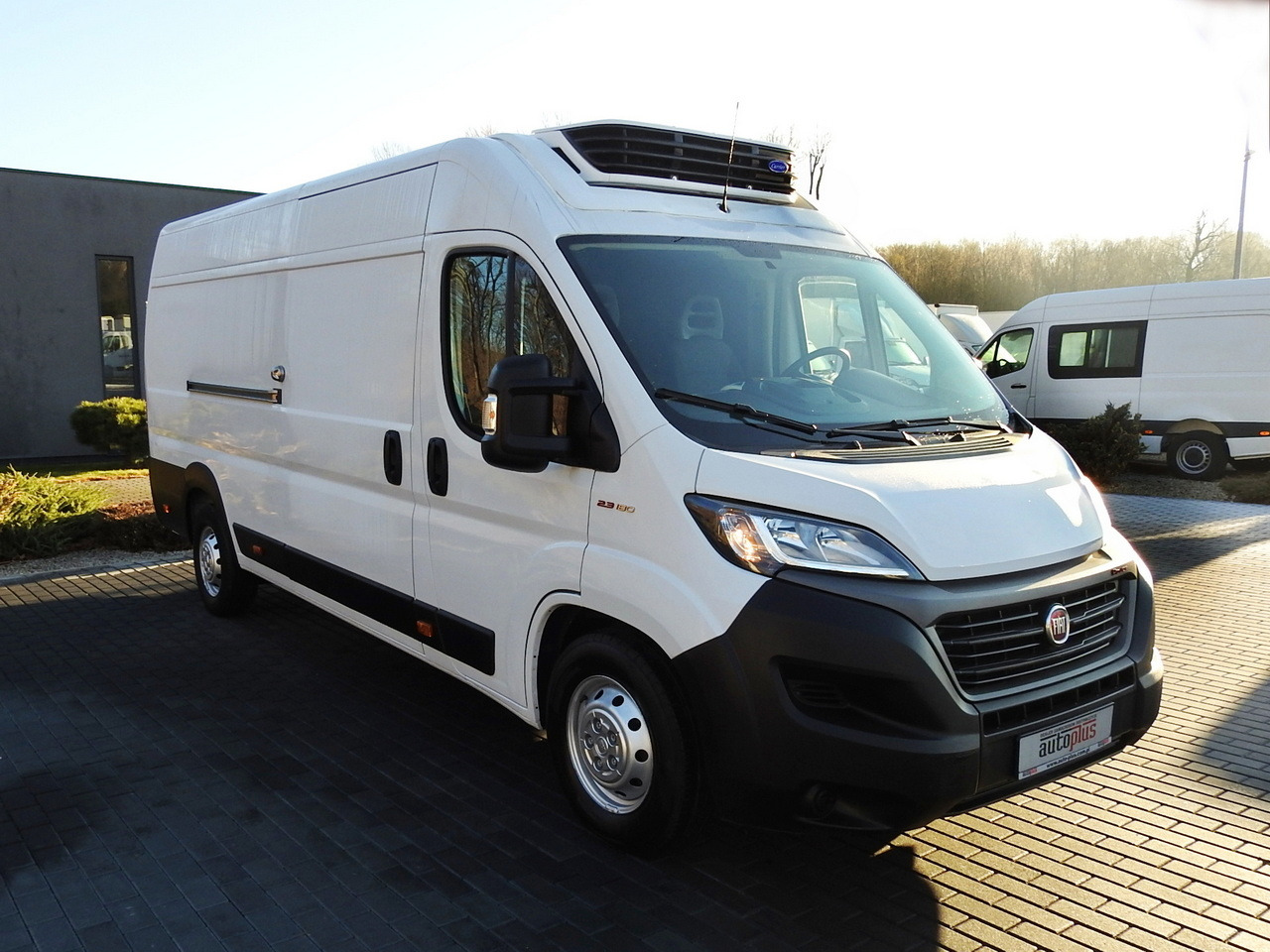 FIAT DUCATO REFRIGERATOR VAN -10*C POWER SUPPLY 230V AIR CONDITIONING 175HP - Kjølebil: bilde 4 FIAT DUCATO REFRIGERATOR VAN -10*C POWER SUPPLY 230V AIR CONDITIONING 175HP - Kjølebil: bilde 4