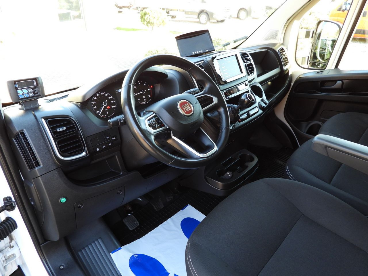 FIAT DUCATO REGRIGERATOR BOX -5*C HEATING FUNCTION AIR CONDITIONING 140HP - Kjølebil: bilde 2 FIAT DUCATO REGRIGERATOR BOX -5*C HEATING FUNCTION AIR CONDITIONING 140HP - Kjølebil: bilde 2