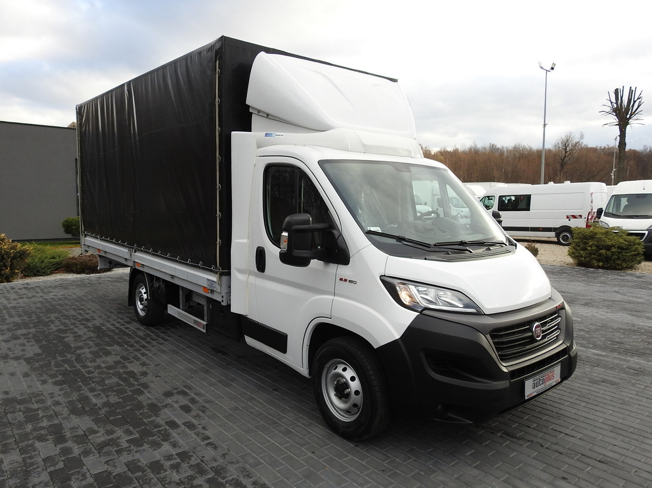 FIAT DUCATO TARPAULIN 10 PALLETS AIR CONDITIONING PNEUMATICS  160HP - Varebil med kapell: bilde 4 FIAT DUCATO TARPAULIN 10 PALLETS AIR CONDITIONING PNEUMATICS  160HP - Varebil med kapell: bilde 4