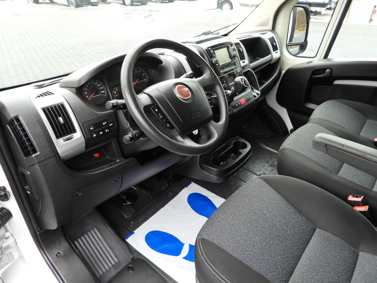 FIAT DUCATO TARPAULIN 10 PALLETS CRUISE CONTROL LED LIGHTS AIR CONDITIONING 160HP - Varebil med kapell: bilde 2 FIAT DUCATO TARPAULIN 10 PALLETS CRUISE CONTROL LED LIGHTS AIR CONDITIONING 160HP - Varebil med kapell: bilde 2