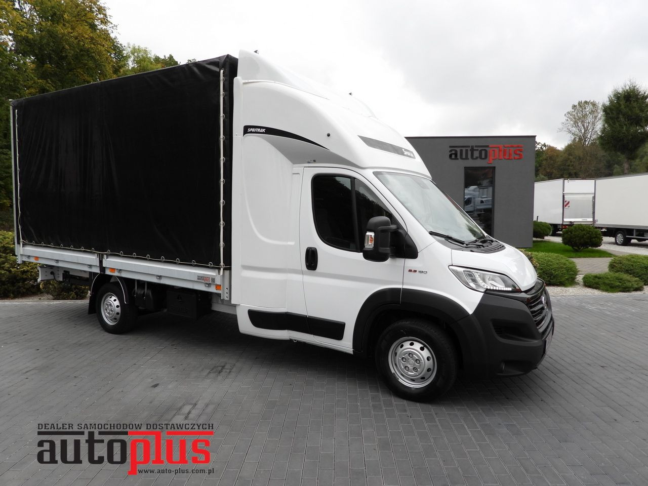 FIAT DUCATO TARPAULIN 9 PALLETS CRUISE CONTROL LED LIGHTS PNEUMATICS AIR CONDITIONING 180HP - Varebil med kapell: bilde 1 FIAT DUCATO TARPAULIN 9 PALLETS CRUISE CONTROL LED LIGHTS PNEUMATICS AIR CONDITIONING 180HP - Varebil med kapell: bilde 1