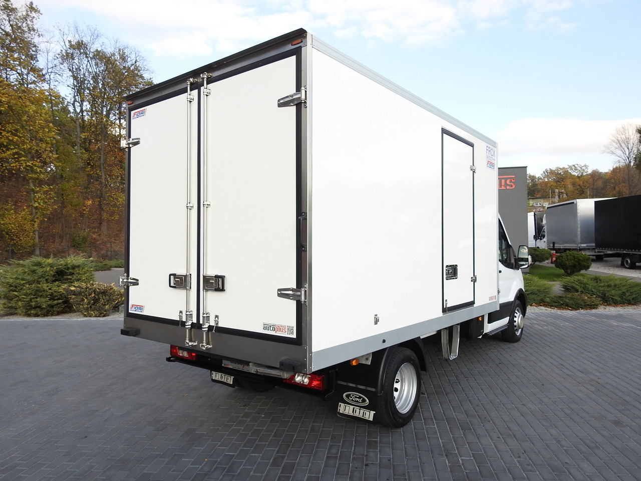 FORD TRANSIT REGRIGERATOR BOX -10*C POWER SUPPLY 230V CRUISE CONTROL AIR CONDITIONING LED LIGHTS PNEUMATICS TWIN WHEELS 130HP - Kjølebil: bilde 3 FORD TRANSIT REGRIGERATOR BOX -10*C POWER SUPPLY 230V CRUISE CONTROL AIR CONDITIONING LED LIGHTS PNEUMATICS TWIN WHEELS 130HP - Kjølebil: bilde 3