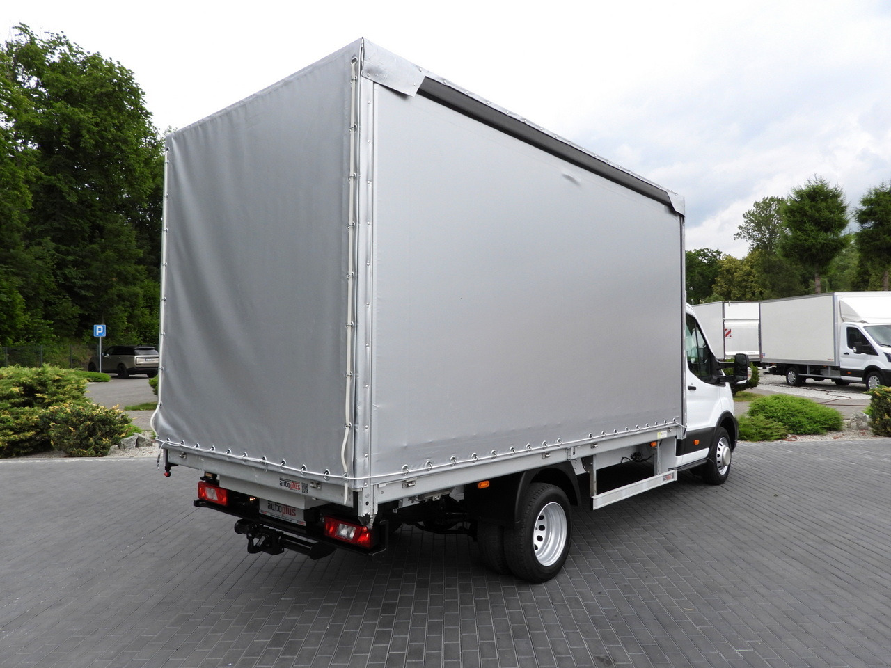 FORD TRANSIT TARPAULIN 8 PALLETS CRUISE CONTROL LED LIGHTS TWIN WHEELS AIR CONDITIONING 130HP - Varebil med kapell: bilde 3 FORD TRANSIT TARPAULIN 8 PALLETS CRUISE CONTROL LED LIGHTS TWIN WHEELS AIR CONDITIONING 130HP - Varebil med kapell: bilde 3