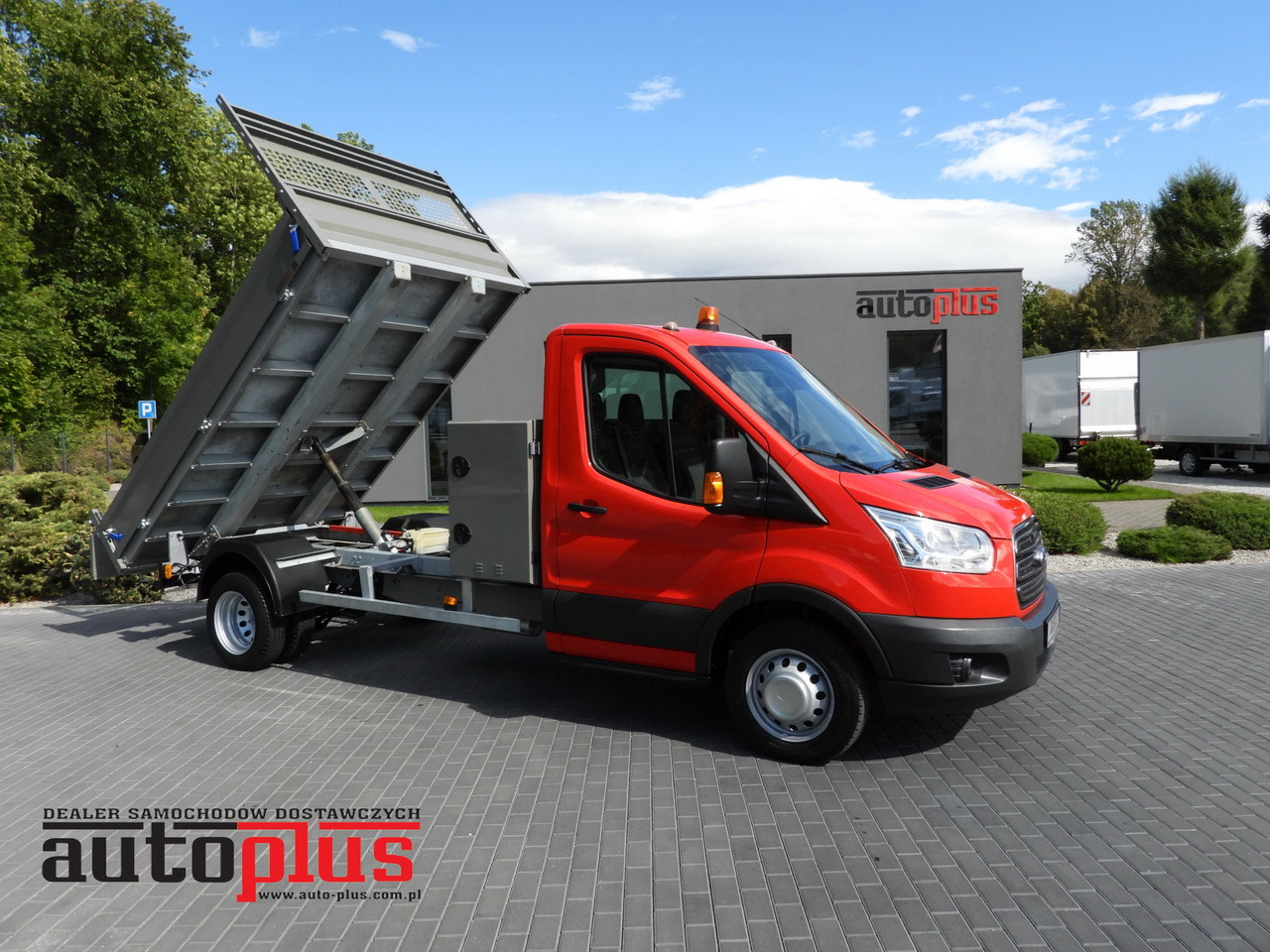 FORD TRANSIT TIPPER CRUISE CONTROL LED LIGHTS TWIN WHEELS AIR CONDITIONING  170HP - Varebil med tipp: bilde 1 FORD TRANSIT TIPPER CRUISE CONTROL LED LIGHTS TWIN WHEELS AIR CONDITIONING  170HP - Varebil med tipp: bilde 1