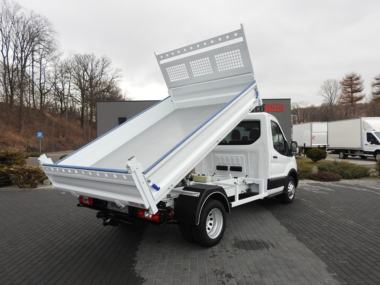 FORD TRANSIT TIPPER LED LIGHTS TWIN WHEELS AIR CONDITIONING 130HP - Varebil med tipp: bilde 3 FORD TRANSIT TIPPER LED LIGHTS TWIN WHEELS AIR CONDITIONING 130HP - Varebil med tipp: bilde 3