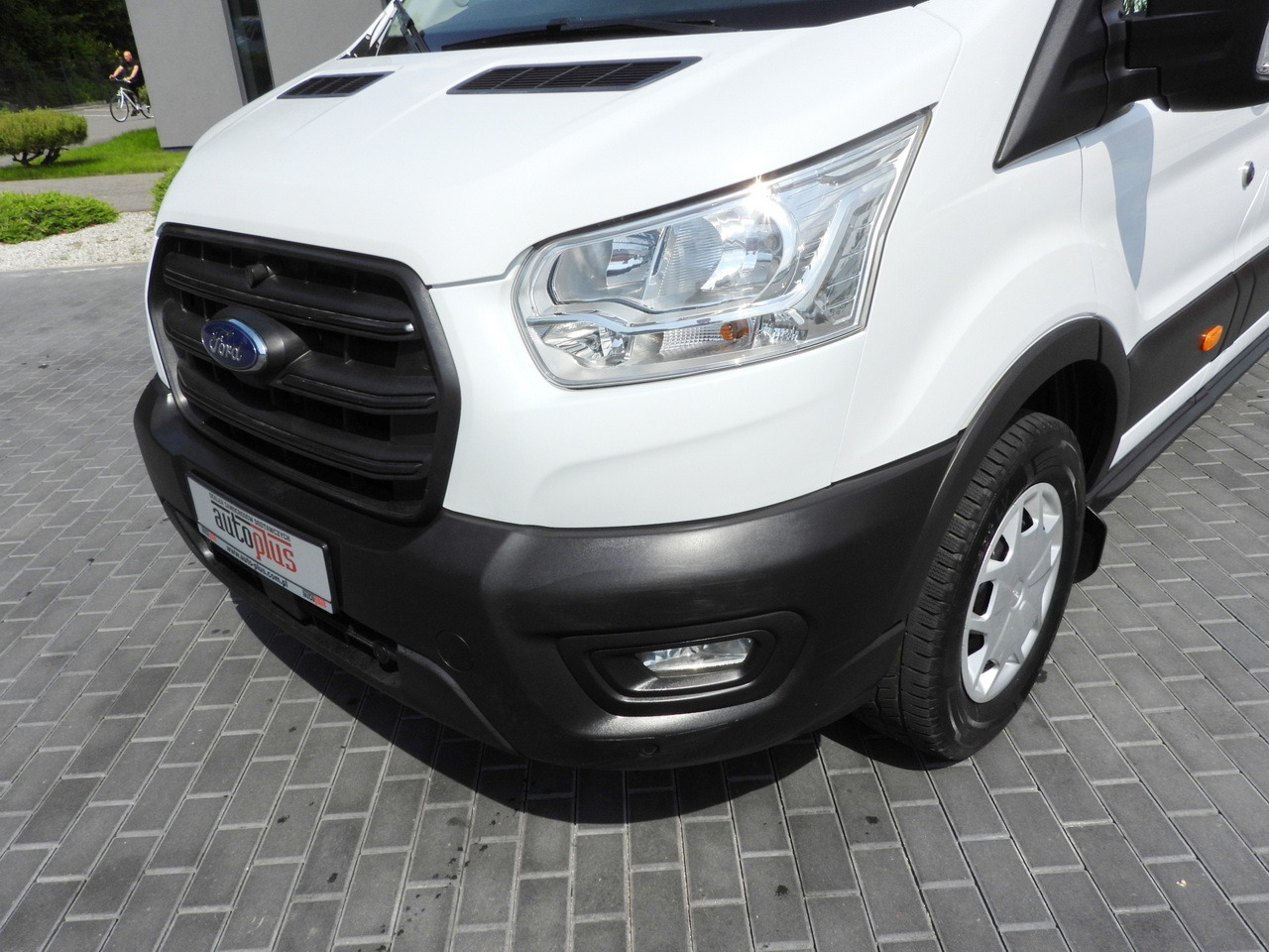 Kassebil FORD TRANSIT  VAN CRUISE CONTROL LED LIGHTS AIR CONDITIONING  130HP: bilde 19