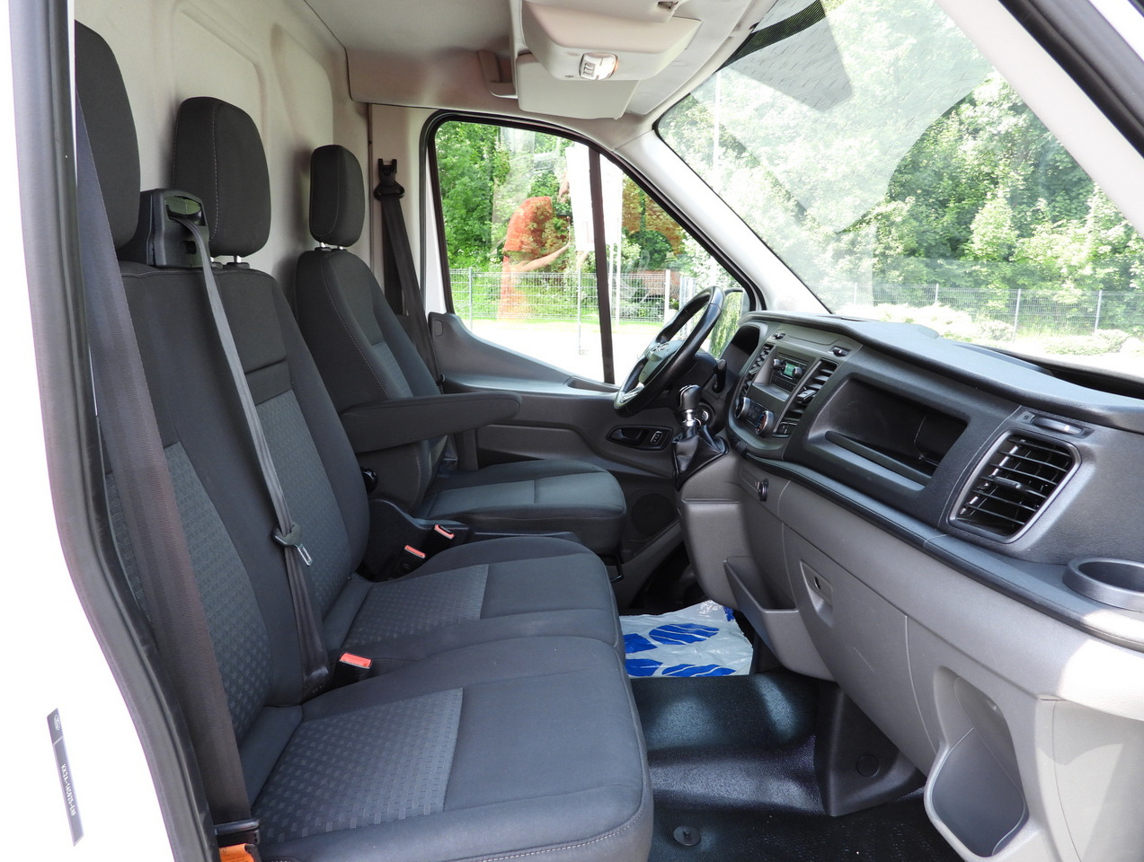 Kassebil FORD TRANSIT  VAN CRUISE CONTROL LED LIGHTS AIR CONDITIONING  130HP: bilde 36