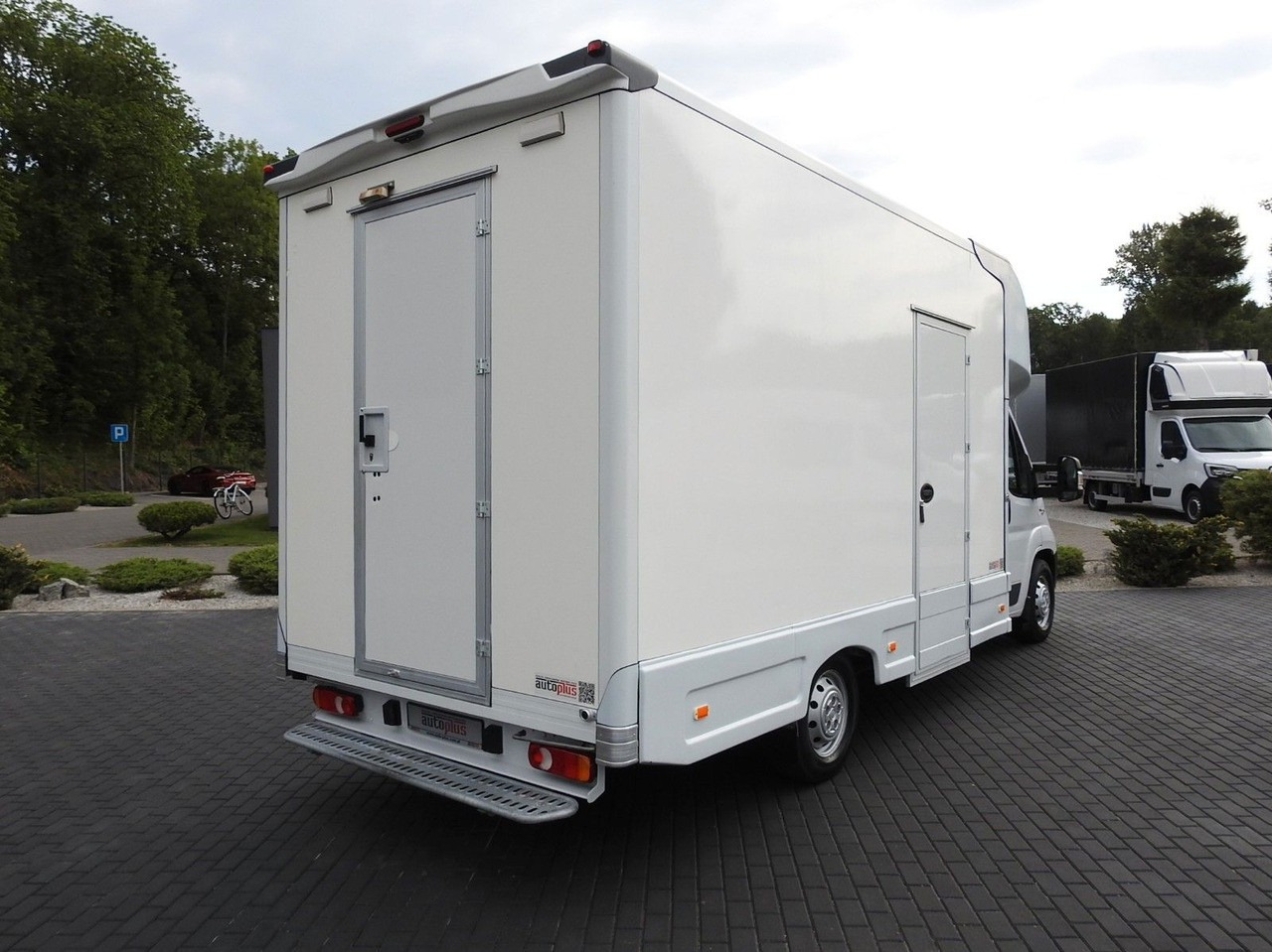 Fiat DUCATO KOFFER 8 PALETTEN KLIMAANLAGE 130PS - Varebil med skap: bilde 3 Fiat DUCATO KOFFER 8 PALETTEN KLIMAANLAGE 130PS - Varebil med skap: bilde 3