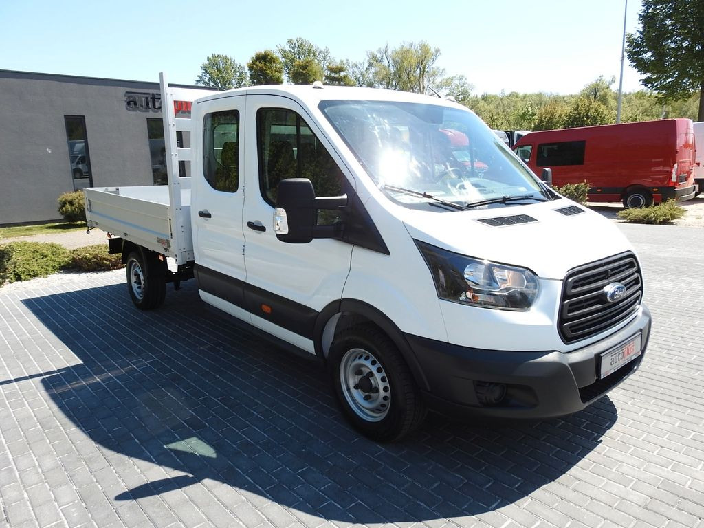 Ford TRANSIT PRITSCHE DOPPELKABINE DOKA 7 SITZE - Varebil med plan, Varebil med dobbelt førerhus: bilde 4 Ford TRANSIT PRITSCHE DOPPELKABINE DOKA 7 SITZE - Varebil med plan, Varebil med dobbelt førerhus: bilde 4
