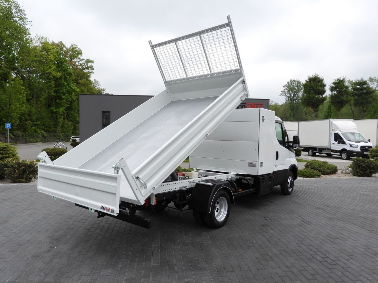 IVECO DAILY 35C14 TIPPER CRUISE CONTROL TWIN WHEELS 140HP - Varebil med tipp: bilde 3 IVECO DAILY 35C14 TIPPER CRUISE CONTROL TWIN WHEELS 140HP - Varebil med tipp: bilde 3