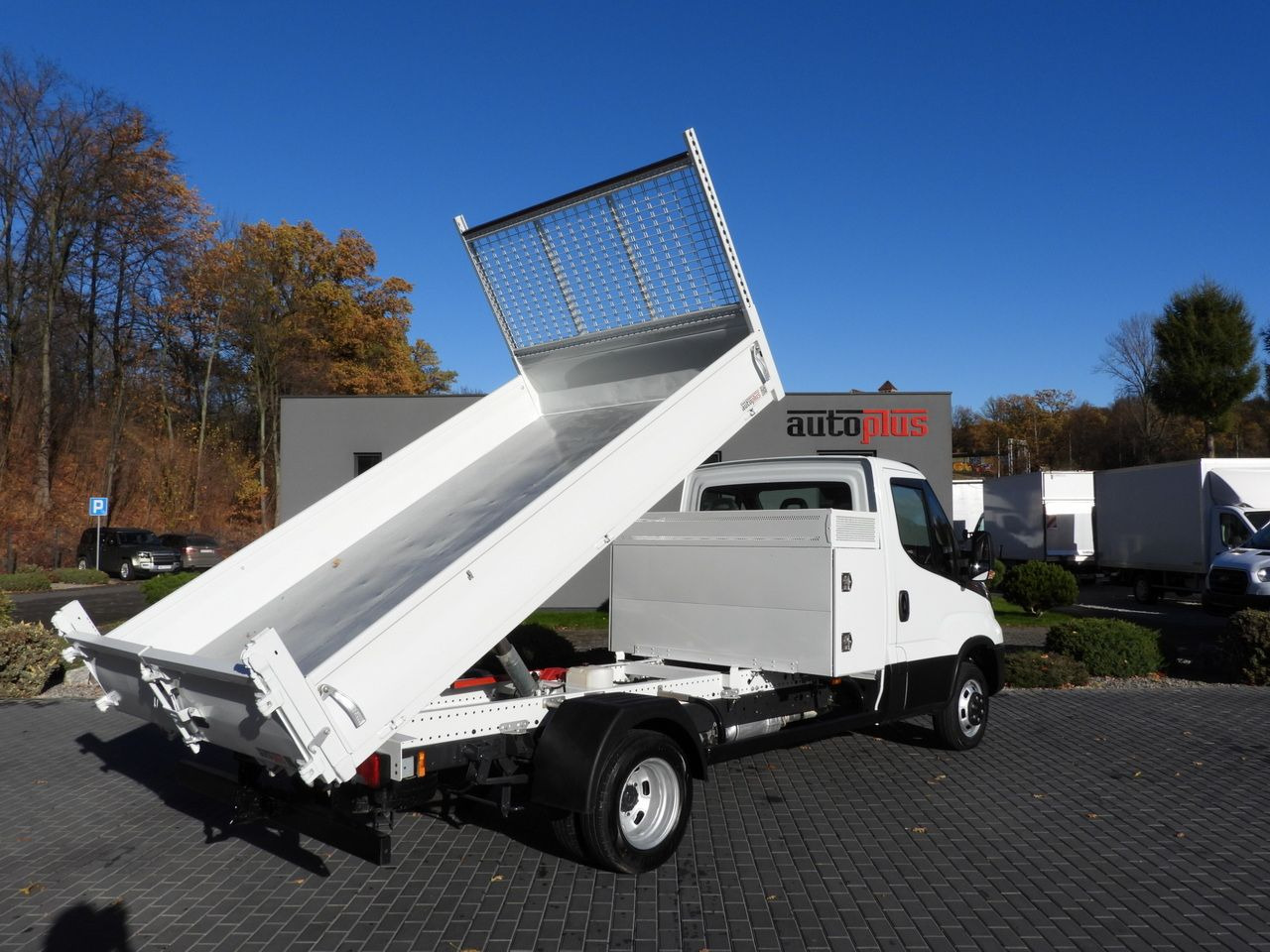 IVECO DAILY 35C16 TIPPER CRUISE CONTROL TWIN WHEELS AIR CONDITIONING 160HP - Varebil med tipp: bilde 3 IVECO DAILY 35C16 TIPPER CRUISE CONTROL TWIN WHEELS AIR CONDITIONING 160HP - Varebil med tipp: bilde 3