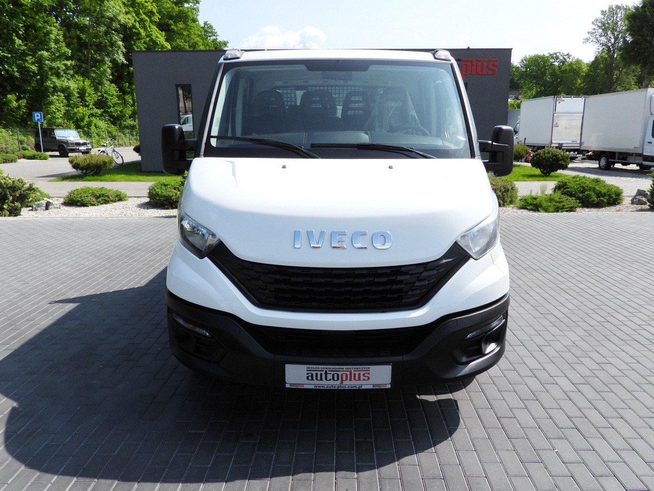 IVECO DAILY 35S12 STAKE BODY DOUBLE CABIN DOKA 7 SEATS AIR CONDITIONING 120HP - Varebil med dobbelt førerhus: bilde 5 IVECO DAILY 35S12 STAKE BODY DOUBLE CABIN DOKA 7 SEATS AIR CONDITIONING 120HP - Varebil med dobbelt førerhus: bilde 5