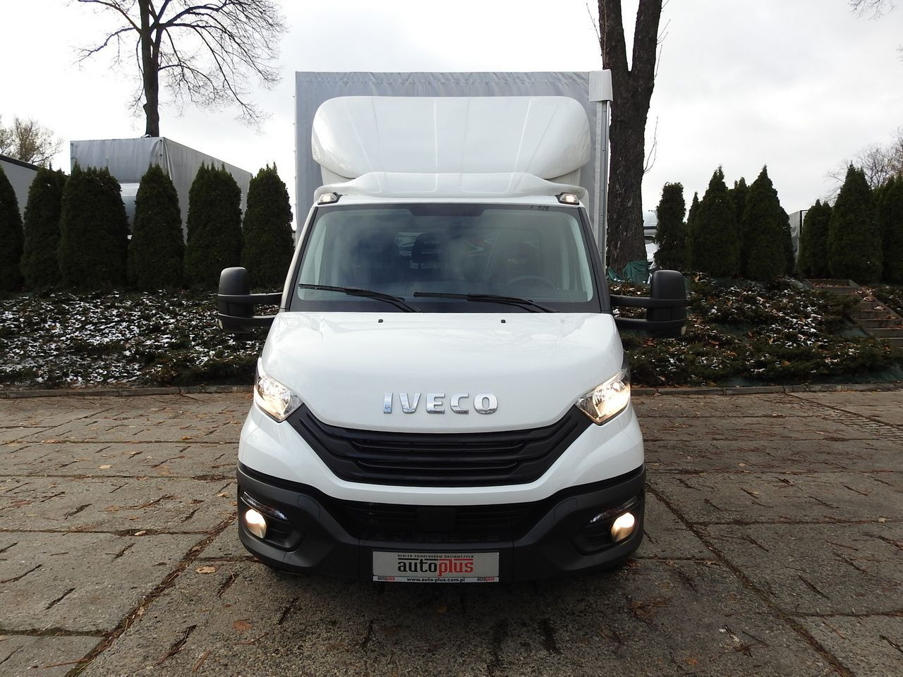 IVECO DAILY 35S16 NEW TARPAULIN LIFT 8 PALLETS CRUISE CONTROL AIR CONDITIONING 160HP - Varebil med kapell: bilde 5 IVECO DAILY 35S16 NEW TARPAULIN LIFT 8 PALLETS CRUISE CONTROL AIR CONDITIONING 160HP - Varebil med kapell: bilde 5