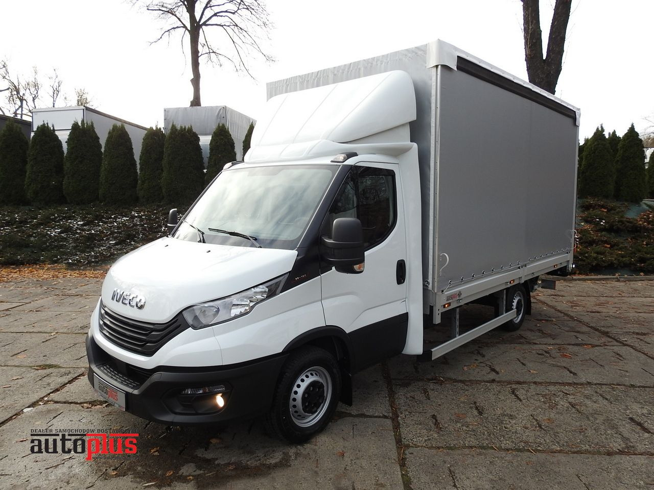 IVECO DAILY 35S16 NEW TARPAULIN LIFT 8 PALLETS CRUISE CONTROL AIR CONDITIONING 160HP - Varebil med kapell: bilde 1 IVECO DAILY 35S16 NEW TARPAULIN LIFT 8 PALLETS CRUISE CONTROL AIR CONDITIONING 160HP - Varebil med kapell: bilde 1