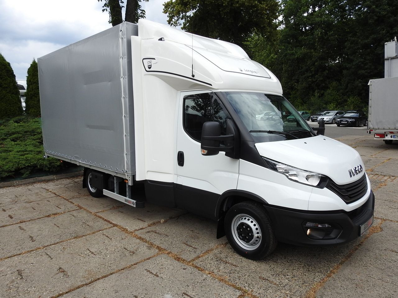 IVECO DAILY 35S18 NEW TARPAULIN WEBASTO CRUISE CONTROL AIR CONDITIONING 180HP - Varebil med kapell: bilde 4 IVECO DAILY 35S18 NEW TARPAULIN WEBASTO CRUISE CONTROL AIR CONDITIONING 180HP - Varebil med kapell: bilde 4