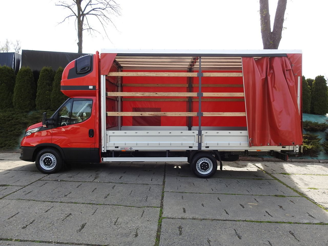 Varebil med kapell IVECO DAILY 35S18 TARPAULIN 10 PALLETS WEBASTO CRUISE CONTROL LED LIGHTS AIR CONDITIONING  180HP: bilde 8