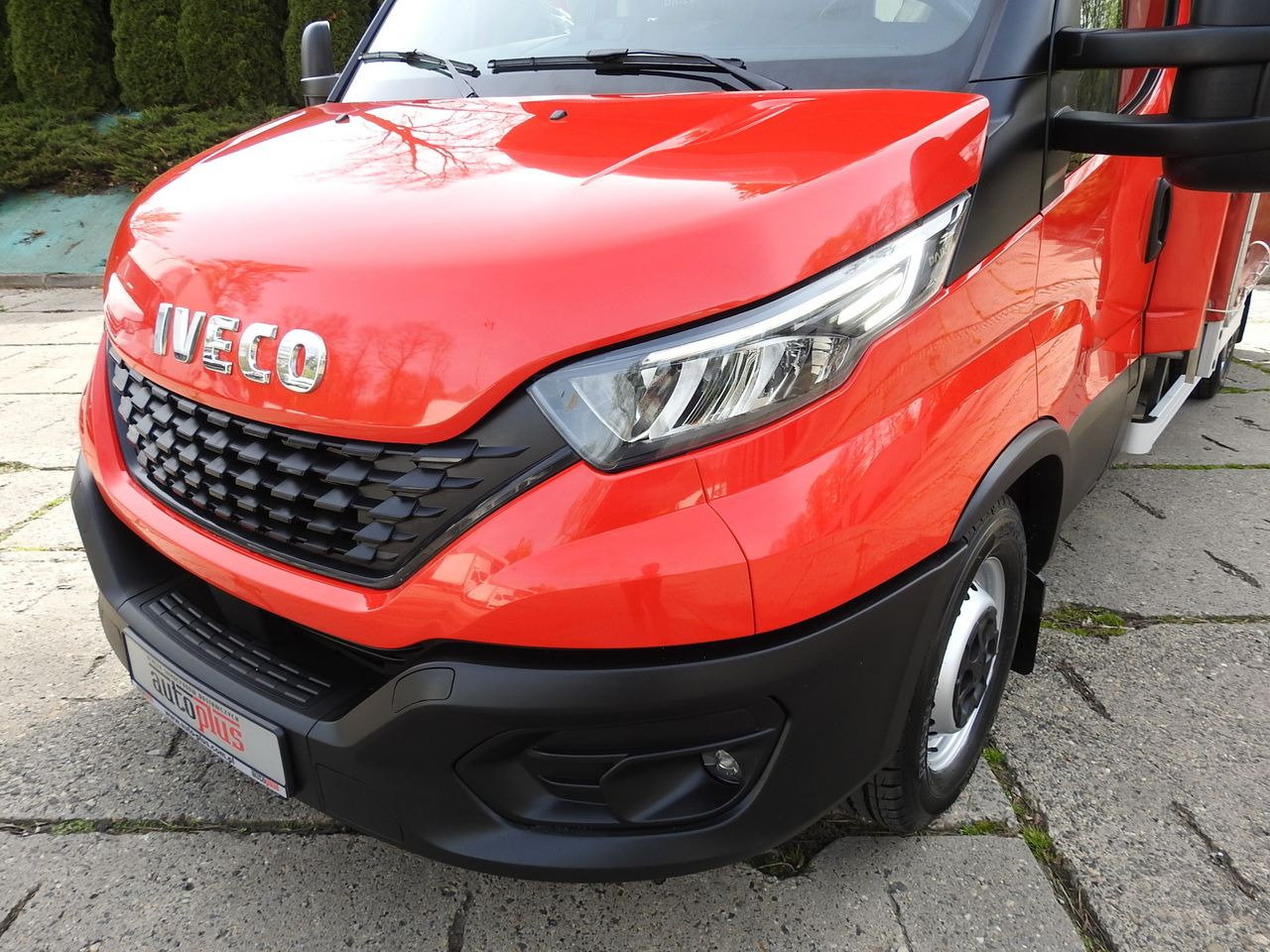 Varebil med kapell IVECO DAILY 35S18 TARPAULIN 10 PALLETS WEBASTO CRUISE CONTROL LED LIGHTS AIR CONDITIONING  180HP: bilde 18