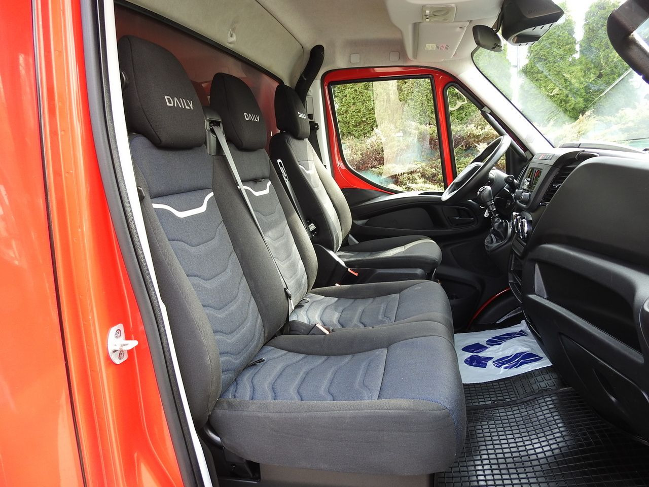 Varebil med kapell IVECO DAILY 35S18 TARPAULIN 10 PALLETS WEBASTO CRUISE CONTROL LED LIGHTS AIR CONDITIONING  180HP: bilde 43