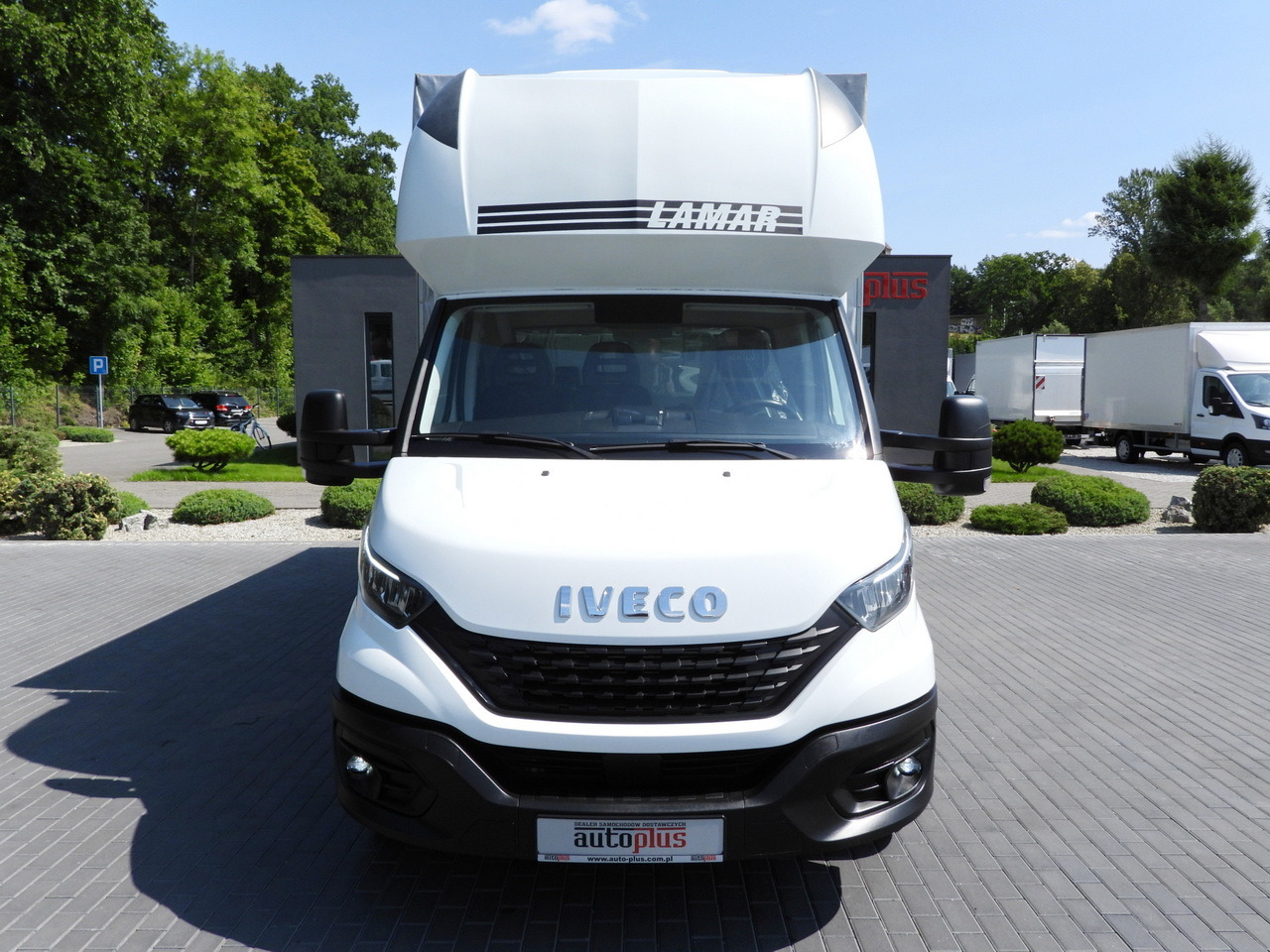 IVECO DAILY 35S18 TARPAULIN 10 PALLETS WEBASTO CRUISE CONTROL LED LIGHTS PNEUMATICS AIR CONDITIONING 180HP - Varebil med kapell: bilde 5 IVECO DAILY 35S18 TARPAULIN 10 PALLETS WEBASTO CRUISE CONTROL LED LIGHTS PNEUMATICS AIR CONDITIONING 180HP - Varebil med kapell: bilde 5