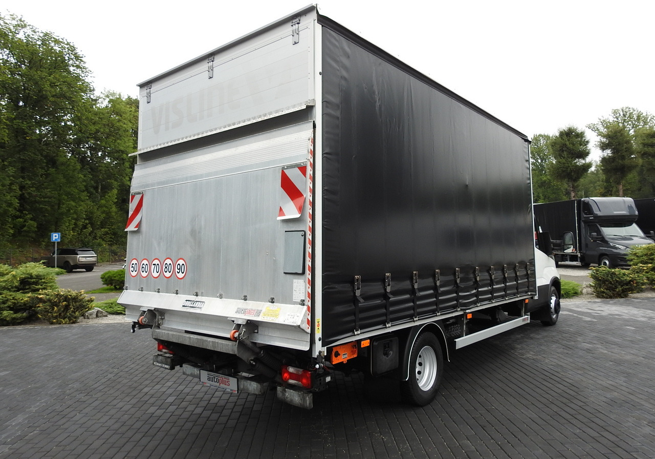 IVECO DAILY 70C18 TARPAULIN LIFT 12 PALLETS WEBASTO CRUISE CONTROL TWIN WHEELS AIR CONDITIONING 180HP - Varebil med kapell: bilde 3 IVECO DAILY 70C18 TARPAULIN LIFT 12 PALLETS WEBASTO CRUISE CONTROL TWIN WHEELS AIR CONDITIONING 180HP - Varebil med kapell: bilde 3