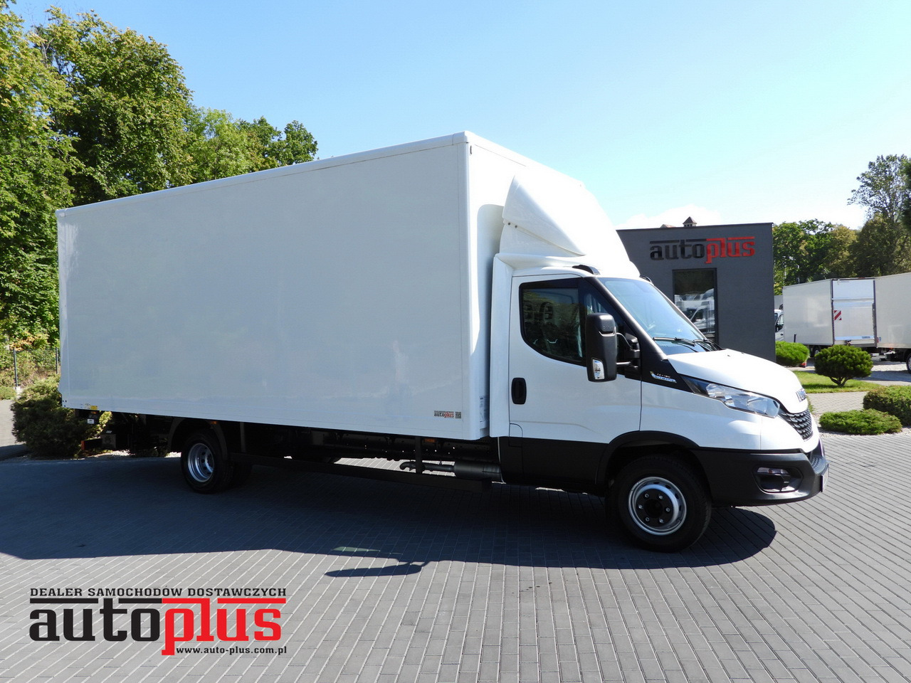 IVECO DAILY 72C18 LIFT 14 PALLETS CRUISE CONTROL PNEUMATICS AUTOMATIC TRANSMISSION HI-MATIC TWIN WHEELS AIR CONDITIONING 180HP - Skapbil: bilde 1 IVECO DAILY 72C18 LIFT 14 PALLETS CRUISE CONTROL PNEUMATICS AUTOMATIC TRANSMISSION HI-MATIC TWIN WHEELS AIR CONDITIONING 180HP - Skapbil: bilde 1