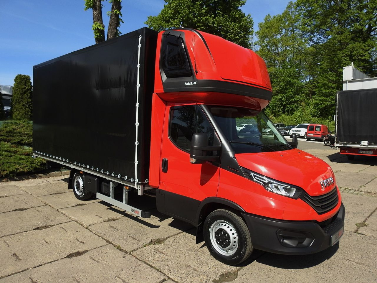 IVECO DAILY NEW TARPAULIN 10 PALLETS WEBASTO CRUISE CONTROL NAVIGATION AIR CONDITIONING LED LIGHTS  180HP - Varebil med kapell: bilde 4 IVECO DAILY NEW TARPAULIN 10 PALLETS WEBASTO CRUISE CONTROL NAVIGATION AIR CONDITIONING LED LIGHTS  180HP - Varebil med kapell: bilde 4
